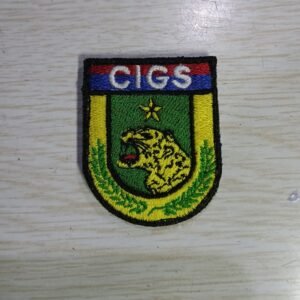Distintivo de gorro CIGS colorido