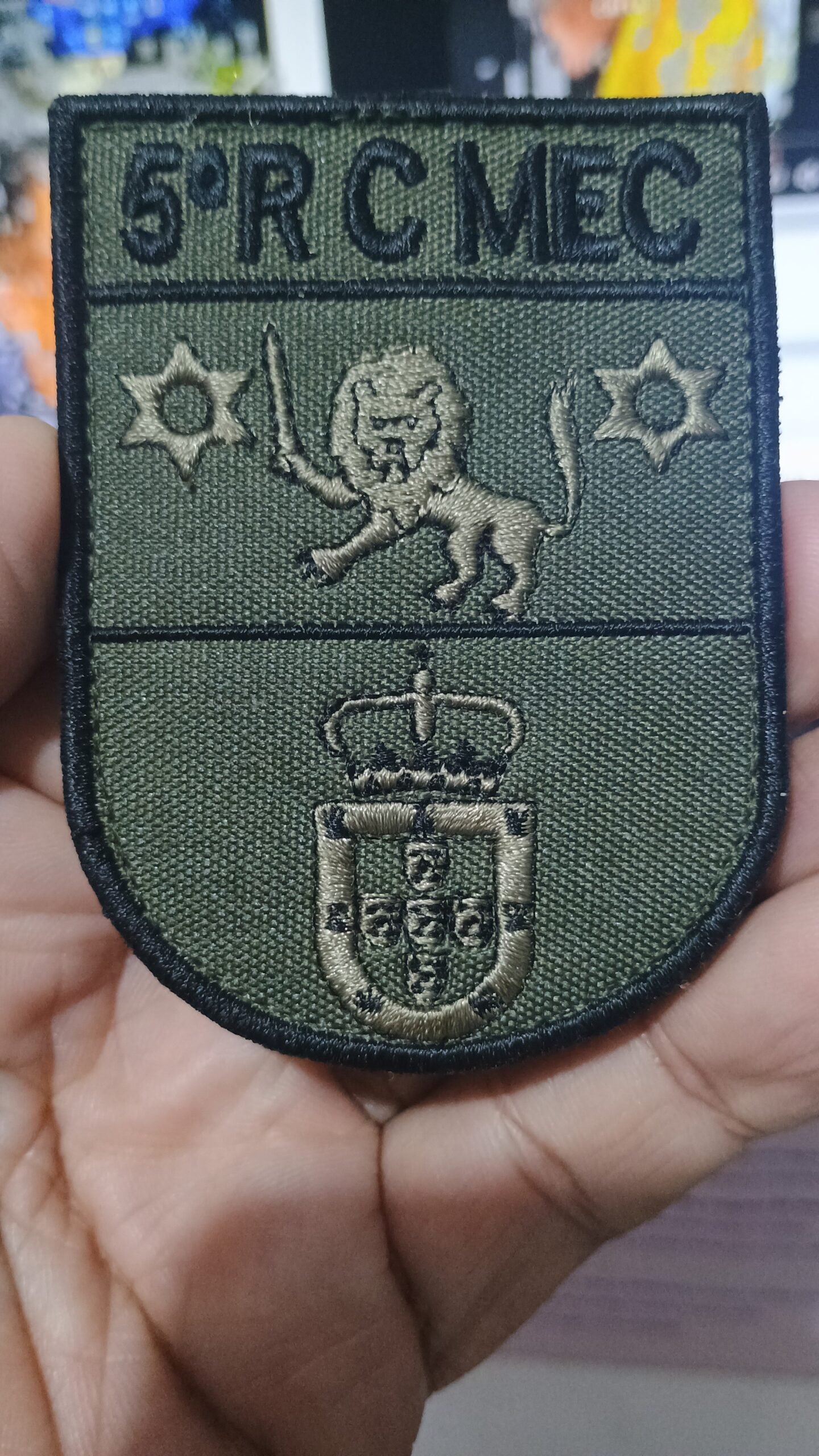 Distintivo bordado do 5° R C MEC
