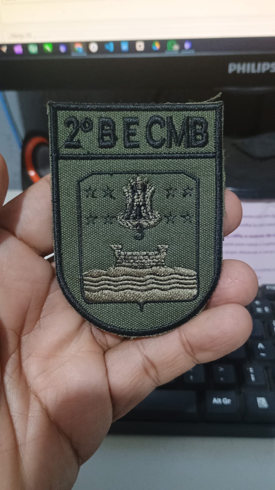 Distintivo Bordado do 2° Batalhão de Engenharia de Combate - 2º B E CMB